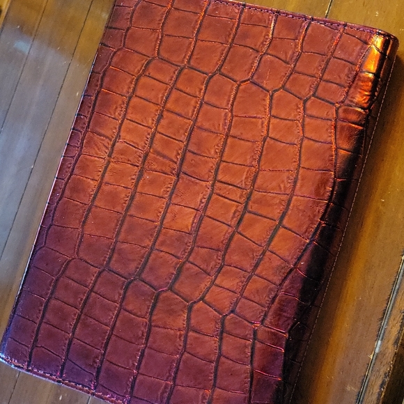 ๐ METALLIC RED HANDBAG - Picture 4 of 9